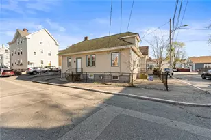18 Crowninshield St, Providence, RI 02909 - Photo 1