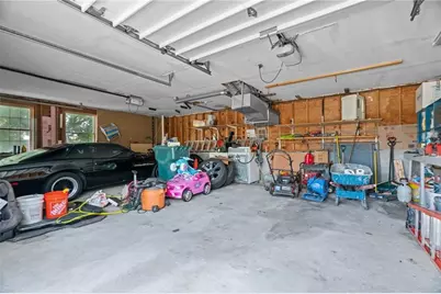 129 Simmonsville Avenue, Johnston, RI 02919 - Photo 33