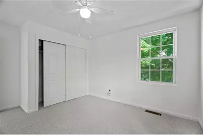 129 Simmonsville Avenue, Johnston, RI 02919 - Photo 27