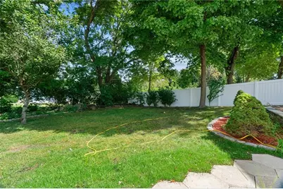 129 Simmonsville Avenue, Johnston, RI 02919 - Photo 43