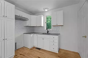 129 Simmonsville Ave, Johnston, RI 02919 - Photo 33