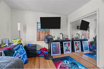 129 Simmonsville Avenue, Johnston, RI 02919 - Photo 15