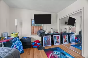 129 Simmonsville Ave, Johnston, RI 02919 - Photo 15