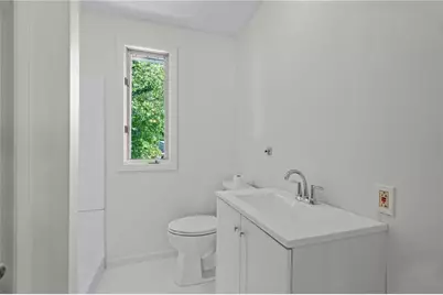 129 Simmonsville Avenue, Johnston, RI 02919 - Photo 25