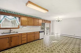 7 Hidden Valley Ln, Lincoln, RI 02865 - Photo 13