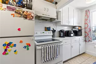 94 John St, East Providence, RI 02914 - Photo 5