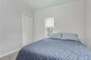 256 High St, Pawtucket, RI 02860 - Photo 7