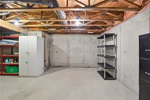 180 Spencer Woods Dr, Warwick, RI 02818 - Photo 43