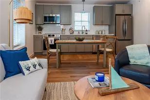 32 Exchange St, East Greenwich, RI 02818 - Photo 13