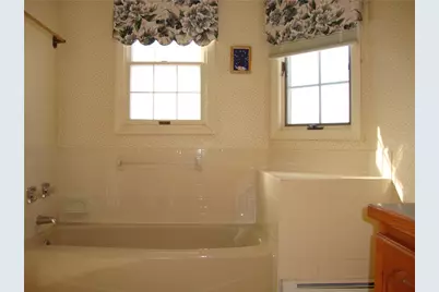 48 Arnold Court #A, North Providence, RI 02904 - Photo 17