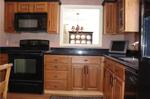 48 Arnold Ct, North Providence, RI 02904 - Photo 11