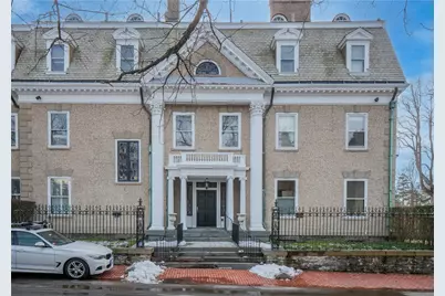 1 Oakwood Terrace #7, Newport, RI 02840 - Photo 5