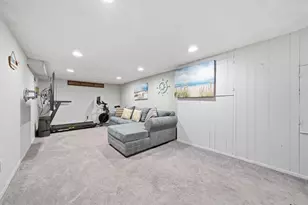 11 Midway Dr, Warwick, RI 02886 - Photo 23