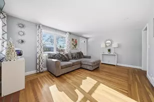 11 Midway Dr, Warwick, RI 02886 - Photo 13