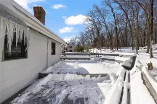 73 Westwood Dr, Cumberland, RI 02864 - Photo 29