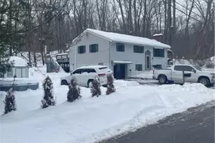 73 Westwood Dr, Cumberland, RI 02864 - Photo 1