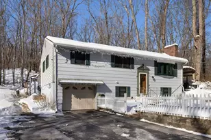 73 Westwood Dr, Cumberland, RI 02864 - Photo 3