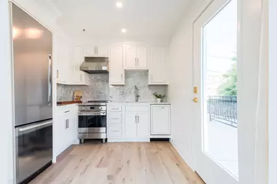 10 Brown & Howard #107, Newport, RI 02840 - Photo 7