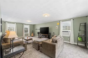 13 Beverly Ann Dr, Hopkinton, RI 02832 - Photo 7