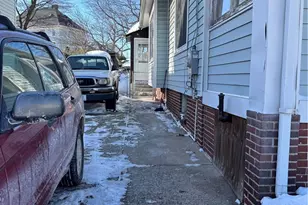 107 Mulberry St, Pawtucket, RI 02860 - Photo 5