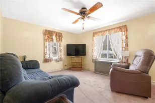 131 Pawtuxet Terrace, West Warwick, RI 02893 - Photo 15