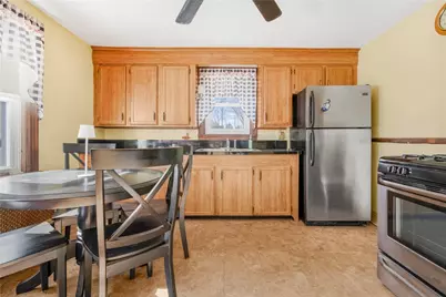 131 Pawtuxet Terrace, West Warwick, RI 02893 - Photo 5