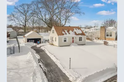 131 Pawtuxet Terrace, West Warwick, RI 02893 - Photo 3