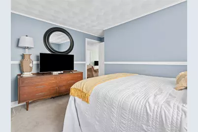 28 Jefferson Avenue, East Providence, RI 02915 - Photo 19