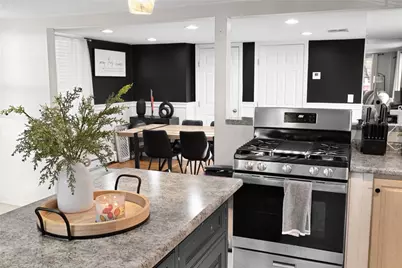 435 S Main Street, Woonsocket, RI 02895 - Photo 9