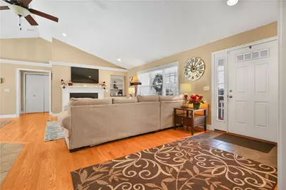 263 Plain Street, Rehoboth, MA 02769 - Photo 3