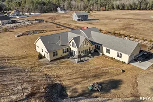 117 New Rd, Thompson, CT 06277 - Photo 7