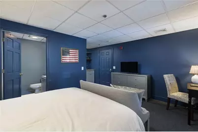 38 Dr. Marcus Wheatland Boulevard #5, Newport, RI 02840 - Photo 7