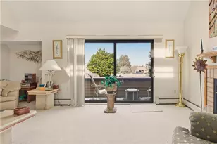 23 Indian Hill Cir, Middletown, RI 02842 - Photo 5