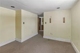 20 Fair St, Newport, RI 02840 - Photo 41