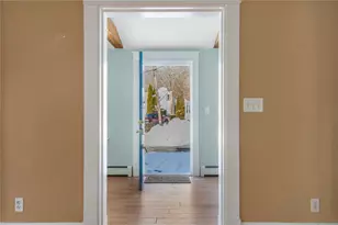 2 Overbrook Ave, Warwick, RI 02889 - Photo 7