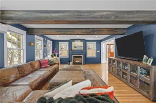 2269 E Main Rd, Portsmouth, RI 02871 - Photo 7