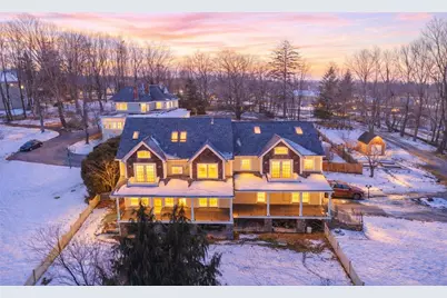 2269 East Main Road, Portsmouth, RI 02871 - Photo 1