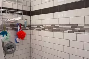 286 Glenwood Ave, Pawtucket, RI 02860 - Photo 7