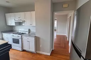 17 6th St, Providence, RI 02906 - Photo 3