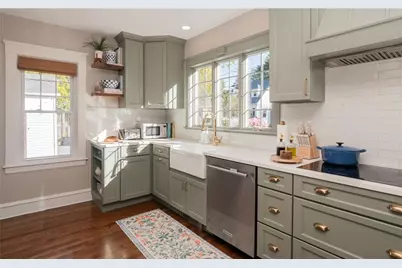 26 Vernon Avenue, Newport, RI 02840 - Photo 3