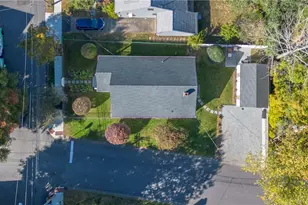 26 Vernon Ave, Newport, RI 02840 - Photo 39