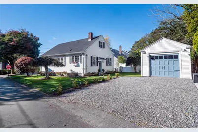 26 Vernon Avenue, Newport, RI 02840 - Photo 1