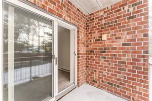 30 Argyle Ave, East Providence, RI 02915 - Photo 23