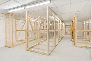 30 Argyle Ave, East Providence, RI 02915 - Photo 31