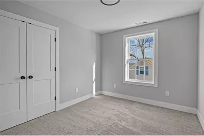 85 Colonial Avenue, Cumberland, RI 02864 - Photo 11