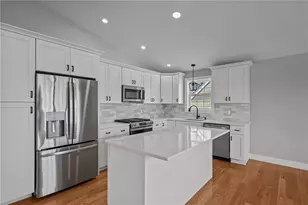 85 Colonial Ave, Cumberland, RI 02864 - Photo 5