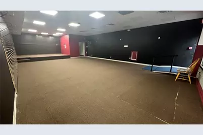 852 Newport Avenue, Pawtucket, RI 02861 - Photo 3