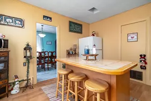 127 Chestnut St, Central Falls, RI 02863 - Photo 7