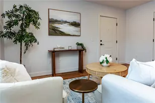 32 Exchange St, East Greenwich, RI 02818 - Photo 13