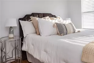 32 Exchange St, East Greenwich, RI 02818 - Photo 27